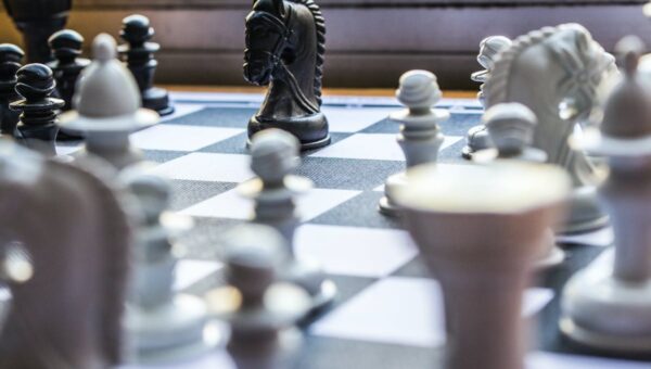 Topic : Exploring the Elegance and Craftsmanship of Bone Chess Sets